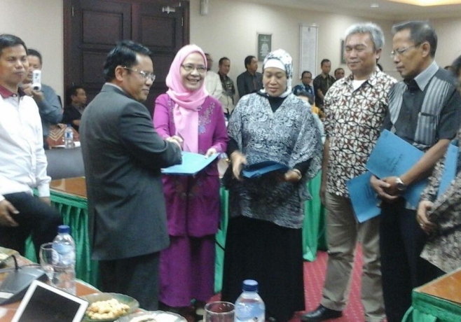 Penerimaan SK Dua Program Studi Baru IIQ Jakarta