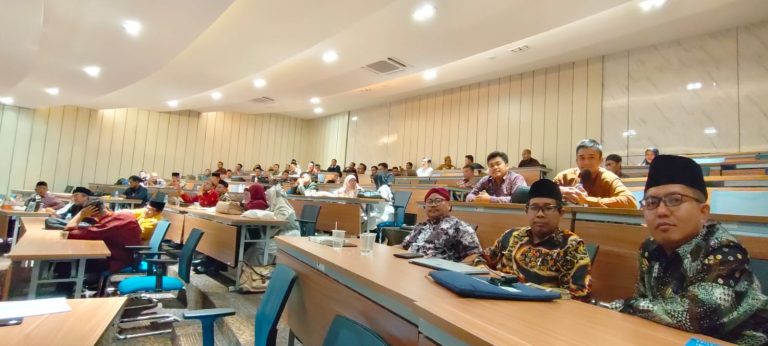 مشاركة جامعة علوم القرآن جاكرتا بقسم التفسير وعلوم القرآن في الملتقى السنوي الذي أعدته إتحاد برنامج التفسير وعلوم القرآن بإندونيسيا